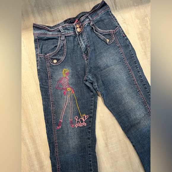 πNeesa & The Lil Pink Dog 
Vintage Y2K - Picture 2 of 6